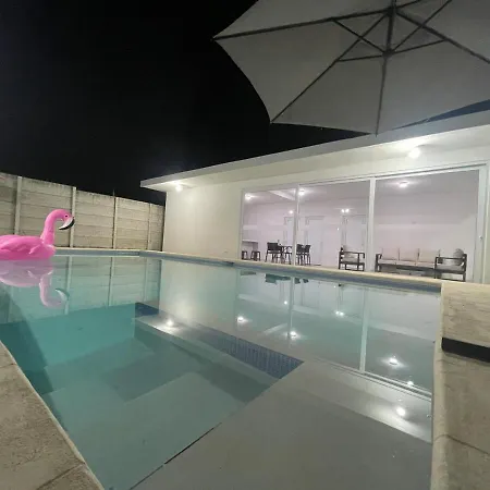 Casa En Monterrico, Amplia Piscina Privada